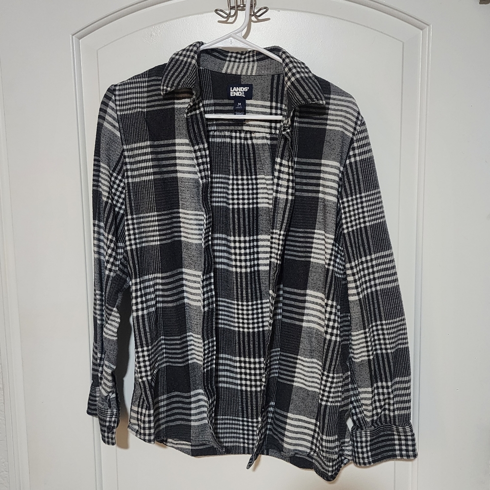 Lands End Womens Button Down Grey And White Plaid Long Sleeve Shirt. 100% Cotton